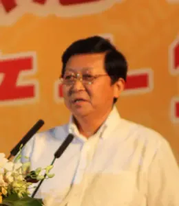 中房集团理事长 孟晓苏
点击图片查看下一页 中房集团理事长 孟晓苏