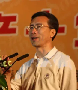 清华校友会会长 郭梁
点击图片查看下一页 清华校友会会长 郭梁