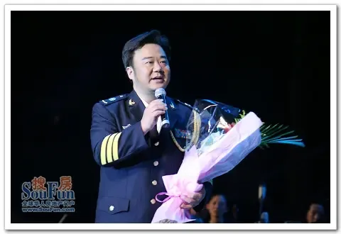 军旅歌唱家霍勇现场演唱