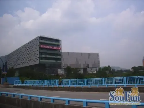 横躺的摩天大楼 万科新总部大楼横空出世(图)|搜房地产资讯