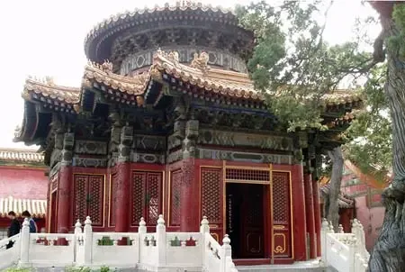 京城自古多奇闻 万圣节忆故宫鬼事看鬼宅探秘