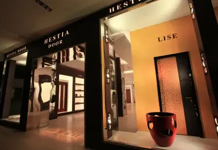 和玺木门国际化奢侈品概念展厅全新跃市闪耀登