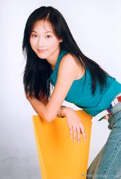 制服情场浪子有绝招 马景涛娇妻吴佳尼清纯写真(图)