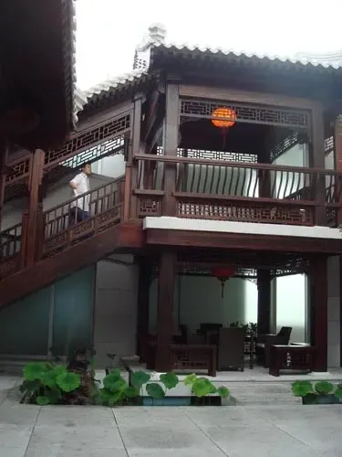 盘古大观:已缴罚款四合院租赁照常[组图]