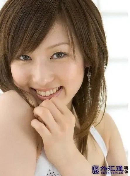 第一花魁的梁海玲等天上人间四大美女写真(图)