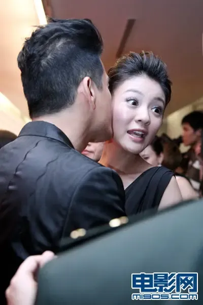 上海电影节后台百态+<em>男女</em>明星拥抱加亲吻