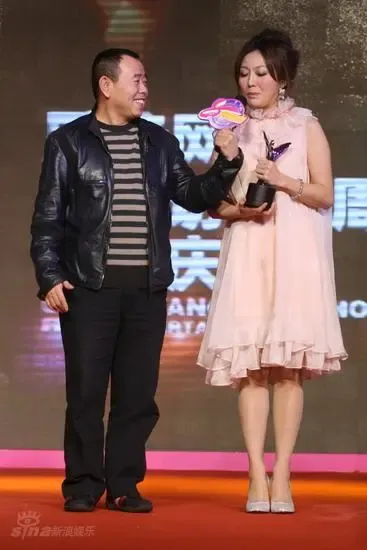 刘亦菲范冰冰林志玲 <em>女高男低</em> 的明星合照(组图