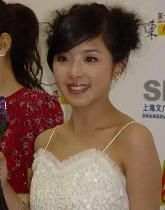 <em>超女</em>最新造型有雷有囧有清新