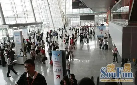 百家家具出口企业转型内销 京派家具企业欣然接招 百家家具出口企业转型内销 京派家具企业欣然接招