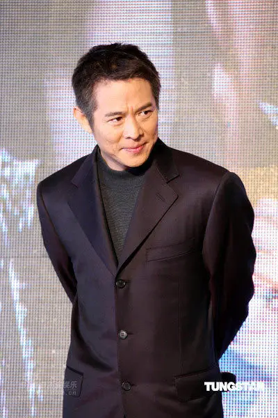 李连杰,1963年4月26日出身于中国北京,英文名jet li.