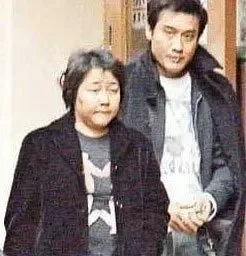 梁家辉太太年轻时标准美人一个