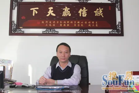 西铁城老总_西铁城老款手表图片