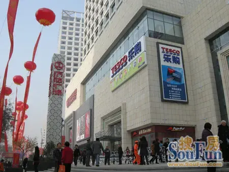 感受济南万达广场“城中之城”的繁华盛宴|搜房地产资讯