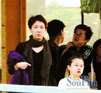 黄晓明身高陈坤儿子 娱乐圈十大不解悬案(图)|