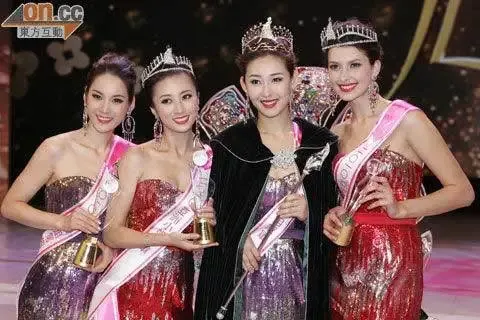 亚姐总决赛辽宁美女王欣夺冠