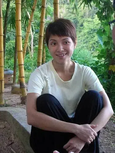 诗意甜美清纯美少女图片