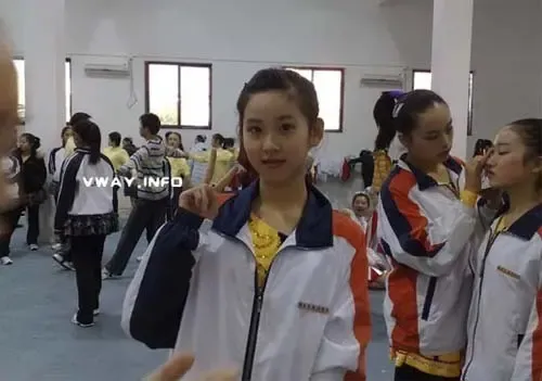 \奶茶妹妹\粉红家居照走红