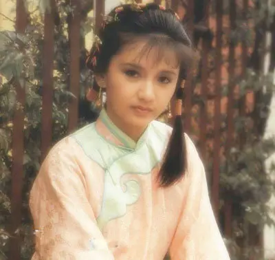 曾华倩