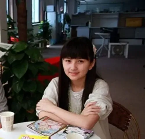 春晚美女观众夏达资料生活照