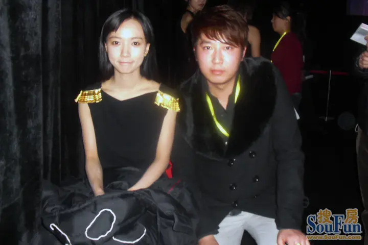 史上最牛劫匪砸窗哥 如此抢银行雷死人不偿命