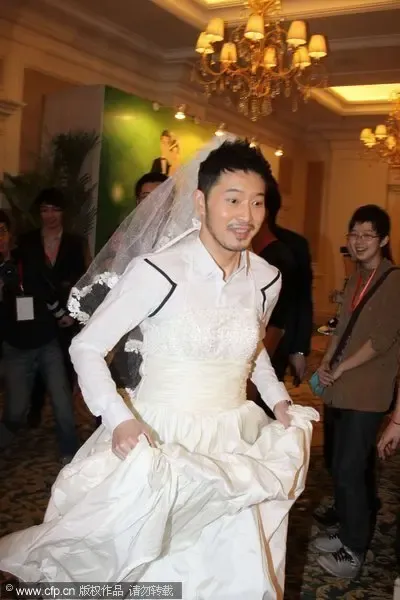 孙燕姿已婚5月摆婚宴 明星婚礼奢华豪宅pk(图