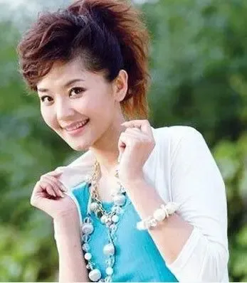 盘点央视十大美女主播最美的身体部位