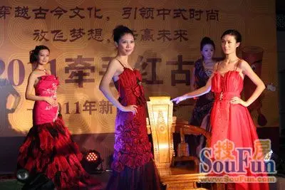 红木家具企业创新之路 大涌红木新品发布会 