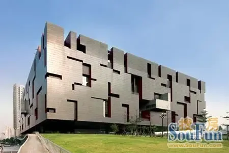 广州博物馆 珠江新城金融中心地标性建筑之一