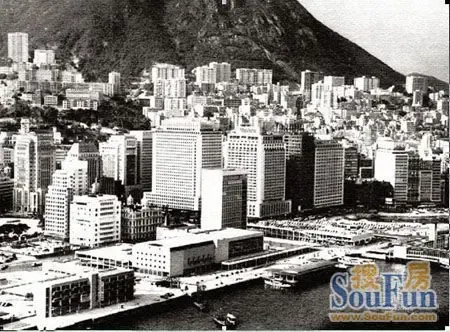 香港,置地--两部可以对照的历史