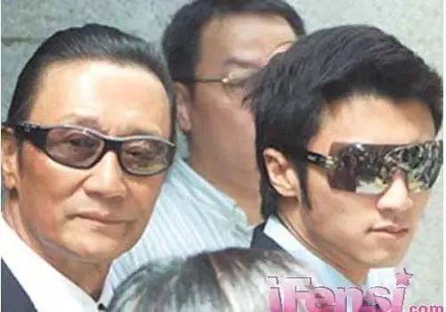 最近吴尊被爆出已经娶妻生子