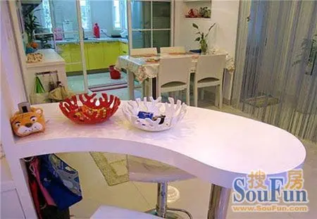 看两套75平两居装修样板间