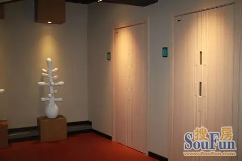 三峰套装门旗舰店艺术化设计
