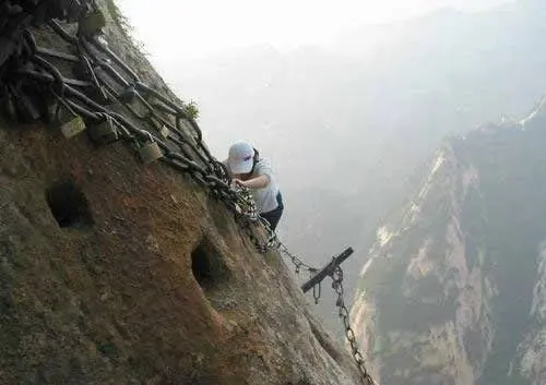 中国高危险系数的茶馆--华山茶馆