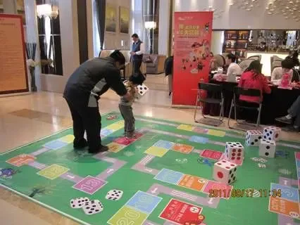 超级大富翁助阵玲珑山