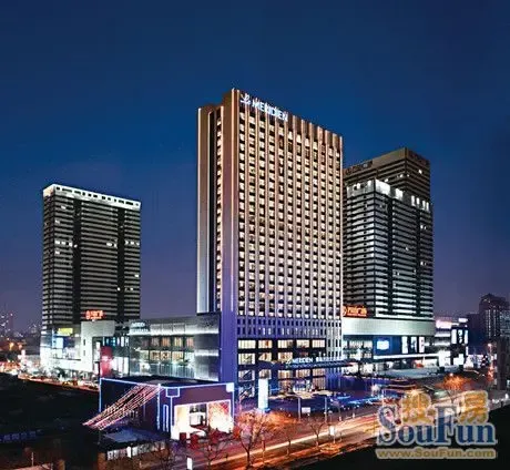 青岛万达艾美酒店获评为中国五星级饭店|搜房