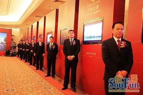 点击图片查看下一页