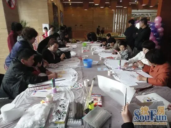 中珠天琴湾:手绘t恤diy活动 浓情登场-地产资讯
