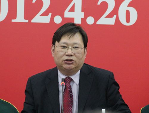 杨立中县长发表了专题讲话,他表示,红木文化产业 正定不仅是正定县