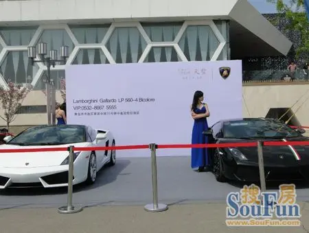 名车配美女高清图片