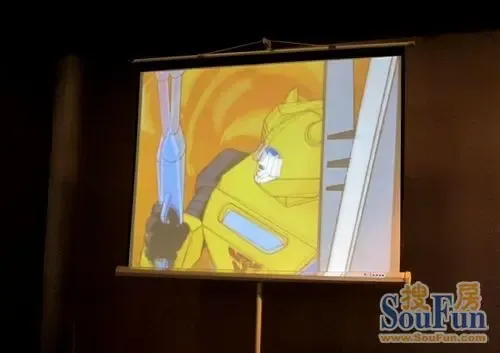 怀旧动画片放映现场 点击图片查看下一页 怀旧