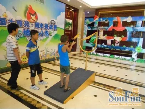 "愤怒的小鸟"大赛活动现场