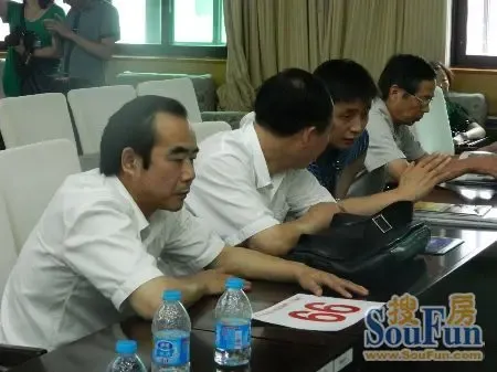 合肥新地王诞生 经开<em>连体姊妹</em>地一家竞得|搜房