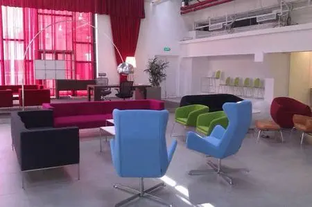 办公加油站为中国国际办公家具展加油|搜房地