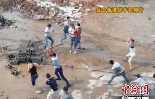 网传江西数十男子持刀砍村民 官方澄清与拆迁无关