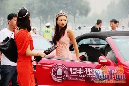 亚洲小姐深圳选美图片