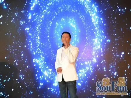 温兆伦亲临助阵 21日万达中心样板段璀璨开放