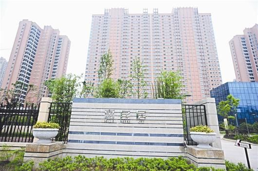 武汉首个公租房小区上市 近八成申请者昨