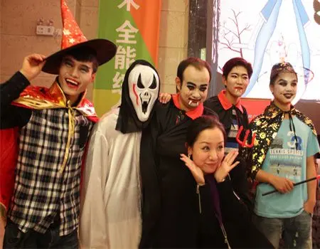 万圣节狂欢夜活动现场