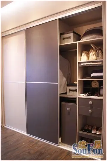 索菲亚定制软包推拉门 空间为您所用风格因你