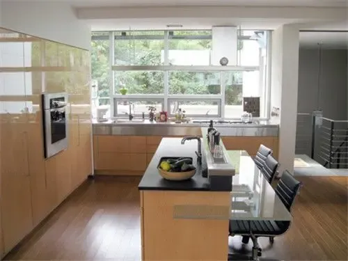 美国外形独特玻璃住宅 工业时代风格特征设计